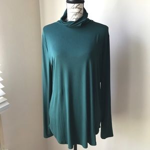 Old Navy Luxe Turtle Neck Top Blouse
